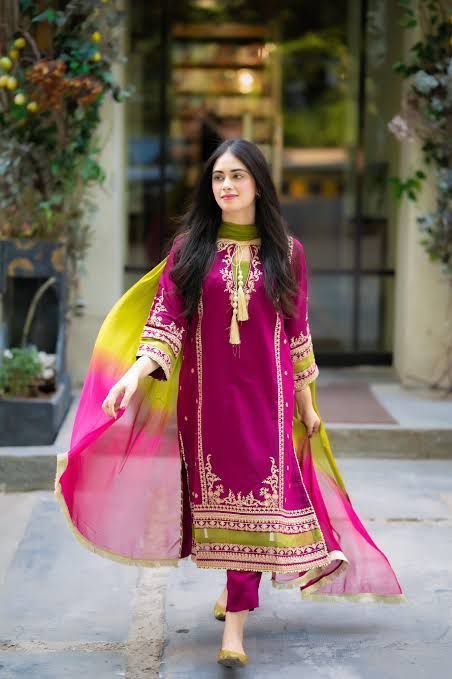 Omal Embroidered Lawn 3Pc With Dye & Dye Bamber Chiffon Dupatta